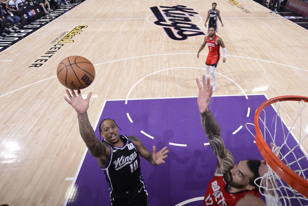 而鲁内则用 而鲁内则用