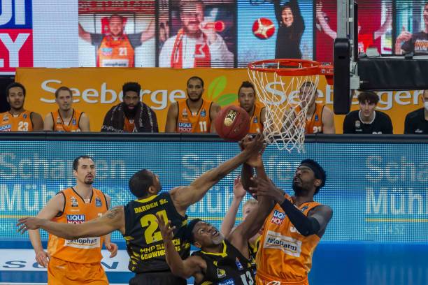 4亿美元 4亿美元